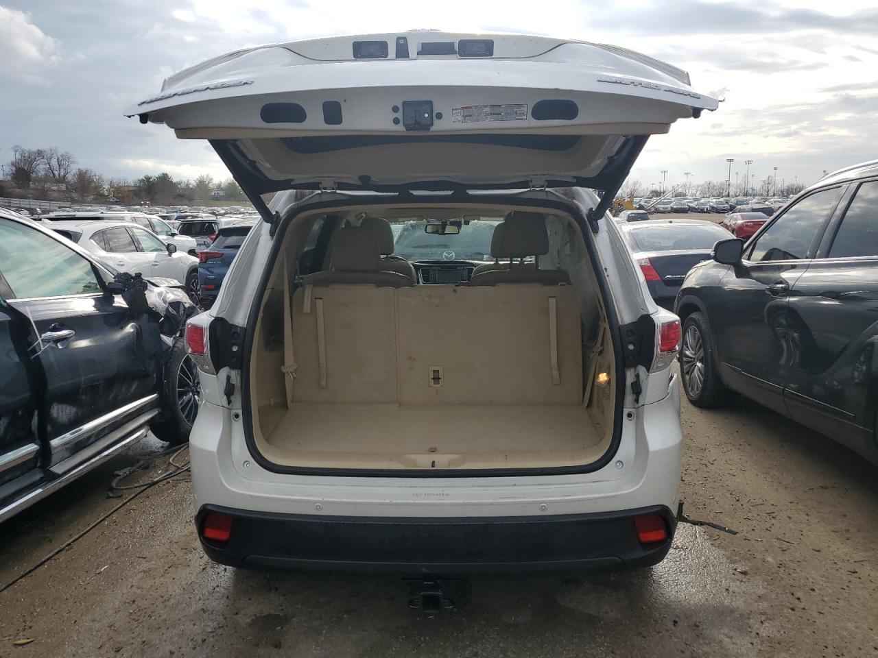 2016 TOYOTA Highlander VIN 5TDDKRFH1GS282668 photo 6