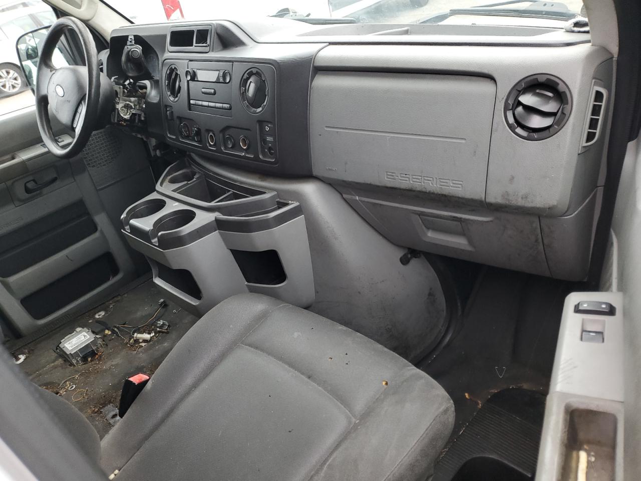 2012 FORD Econoline van VIN 1FTNE2EW9CDA40221 photo 8