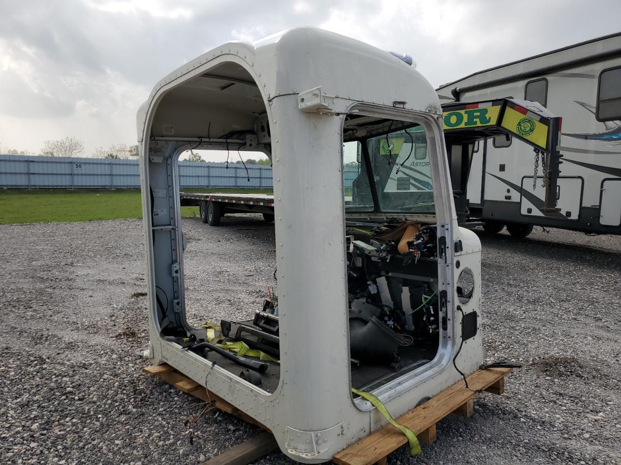 2022 PETERBILT 389 VIN 1XPXD49X1ND798499 photo 4