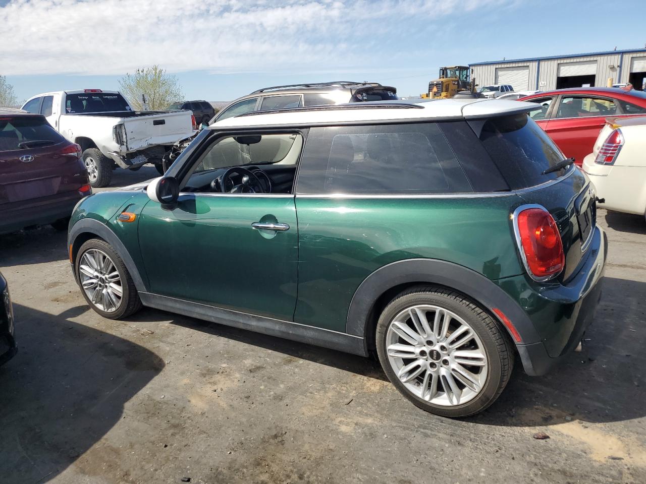 2017 MINI Cooper VIN WMWXP5C34H2D71207 photo 2