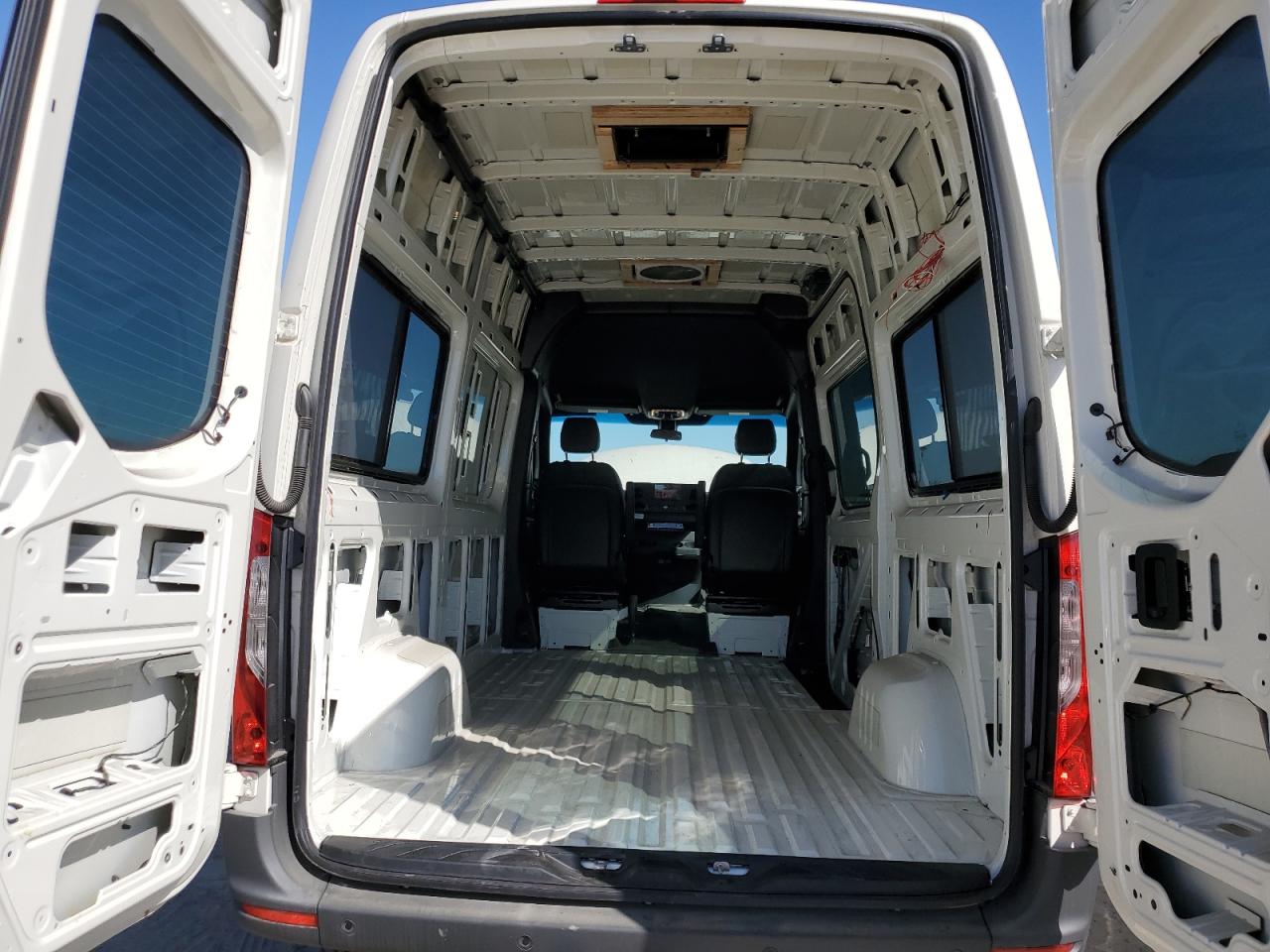 2022 MERCEDES-BENZ Sprinter VIN W1W4EBVYXNT090362 photo 6