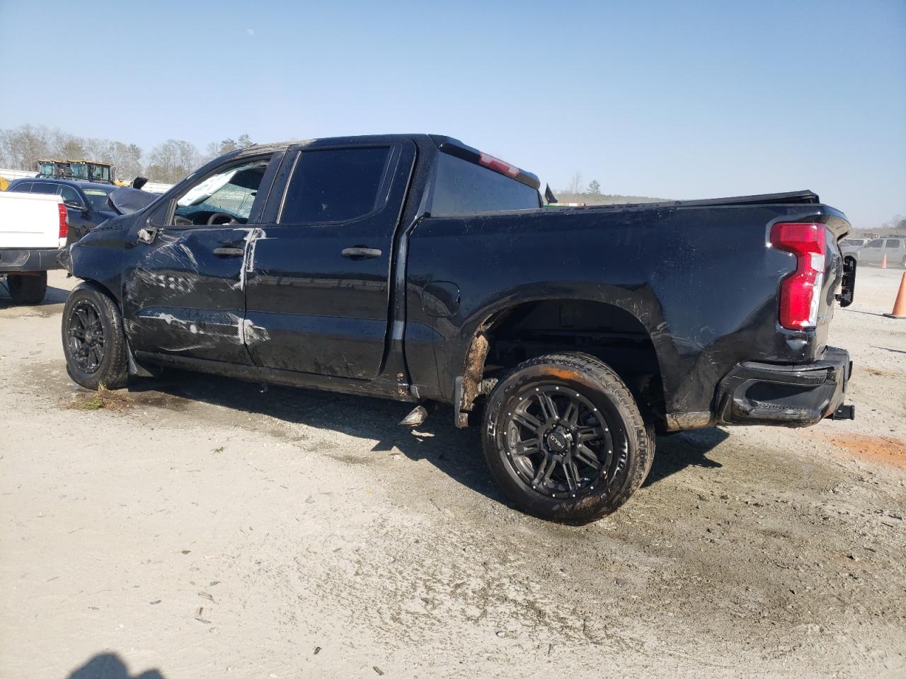 2019 Chevrolet All models VIN 3GCPWBEH6KG299211 photo 2