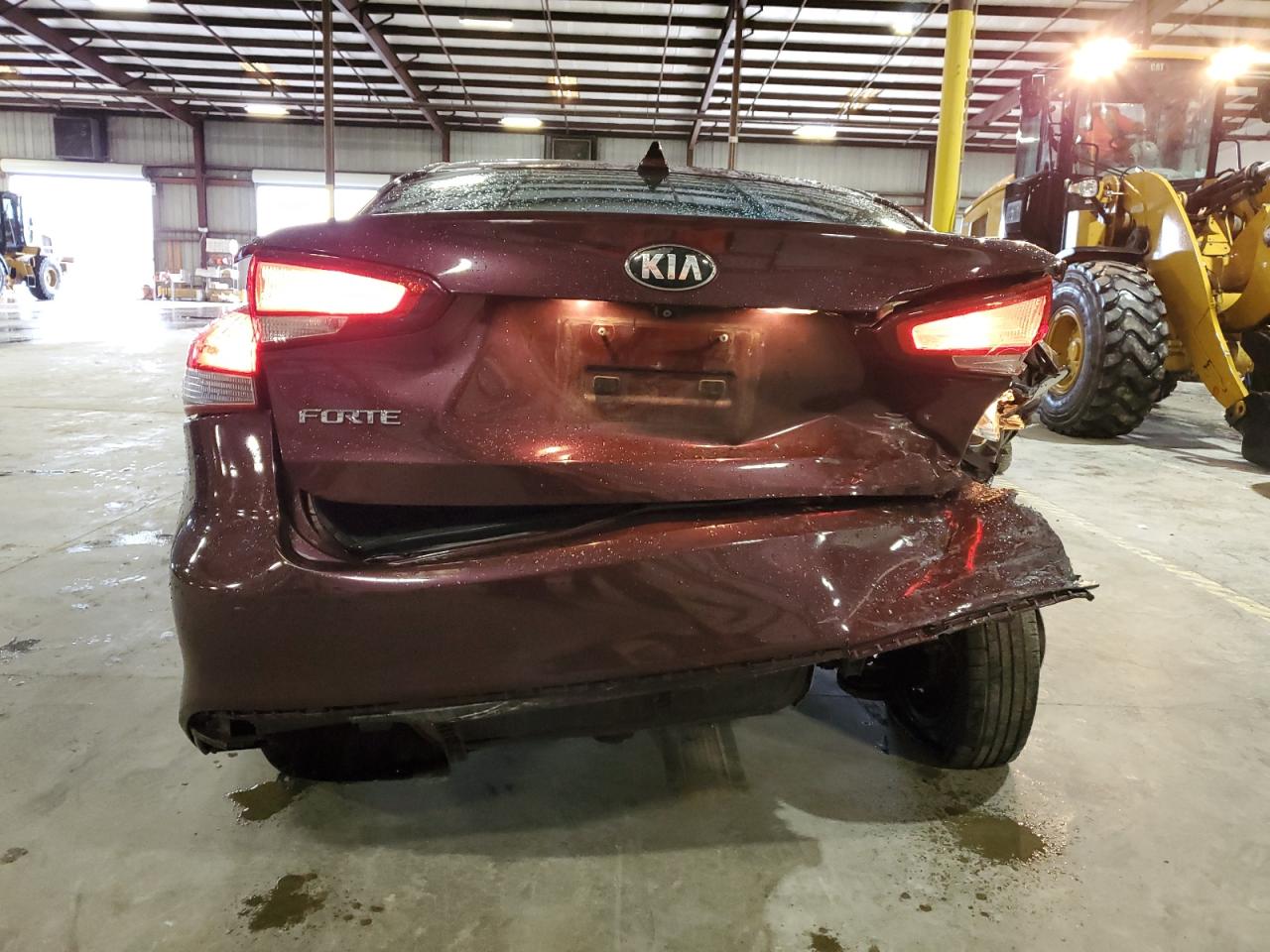 2018 KIA Forte VIN 3KPFL4A76JE196331 photo 6