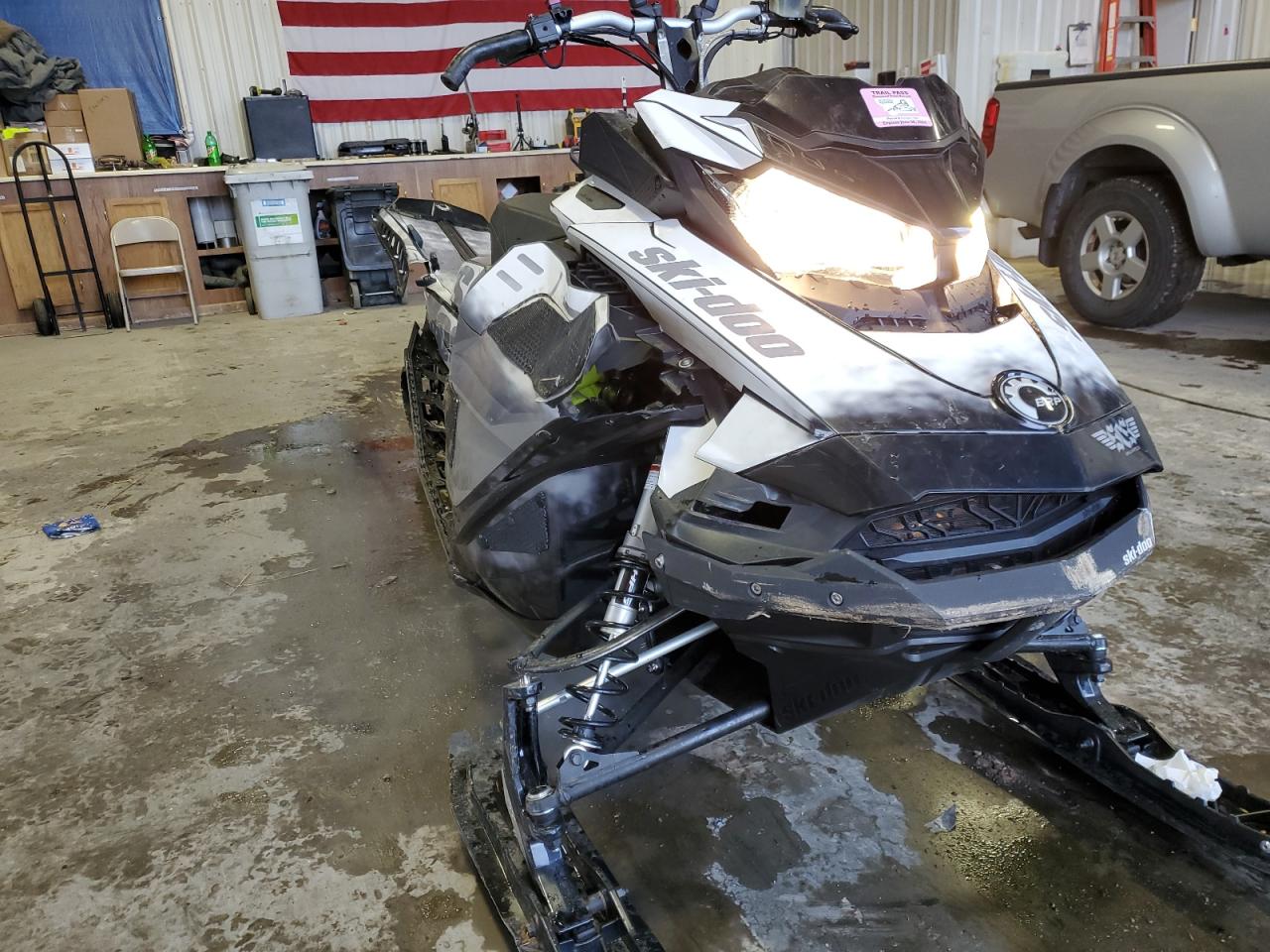 2018 SKI DOO SUMMIT 800 VIN 2BPSCFJL8JV000435 photo 9