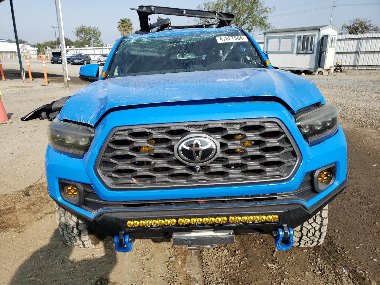 2020 TOYOTA Tacoma VIN 3TMCZ5AN6LM310164 photo 5