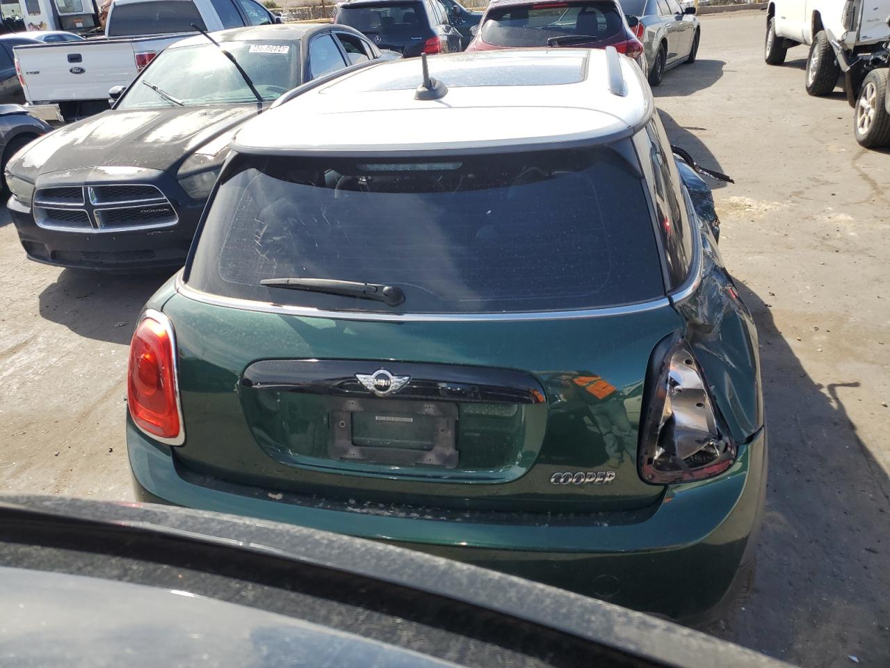 2017 MINI Cooper VIN WMWXP5C34H2D71207 photo 6