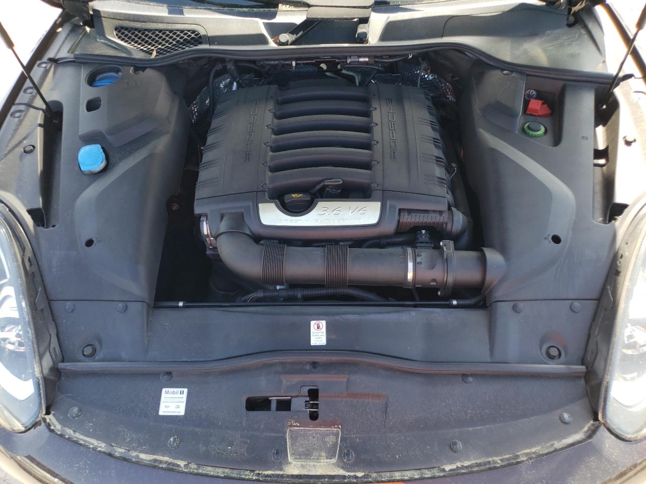 2018 PORSCHE Cayenne VIN WP1AA2A2XJKA01688 photo 11