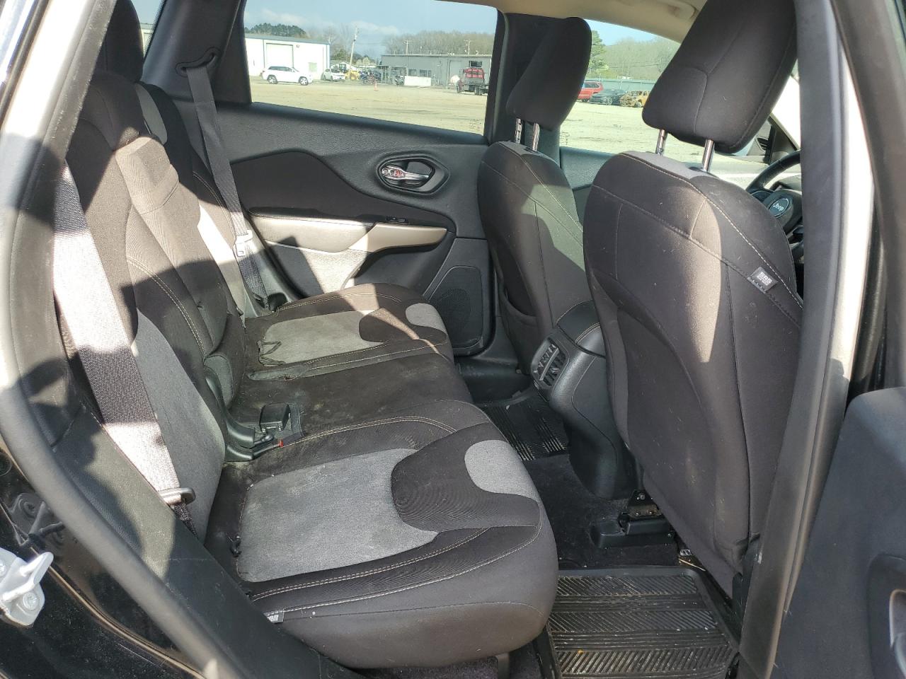 2018 JEEP Grand cherokee VIN 1C4PJLCBXJD552979 photo 10