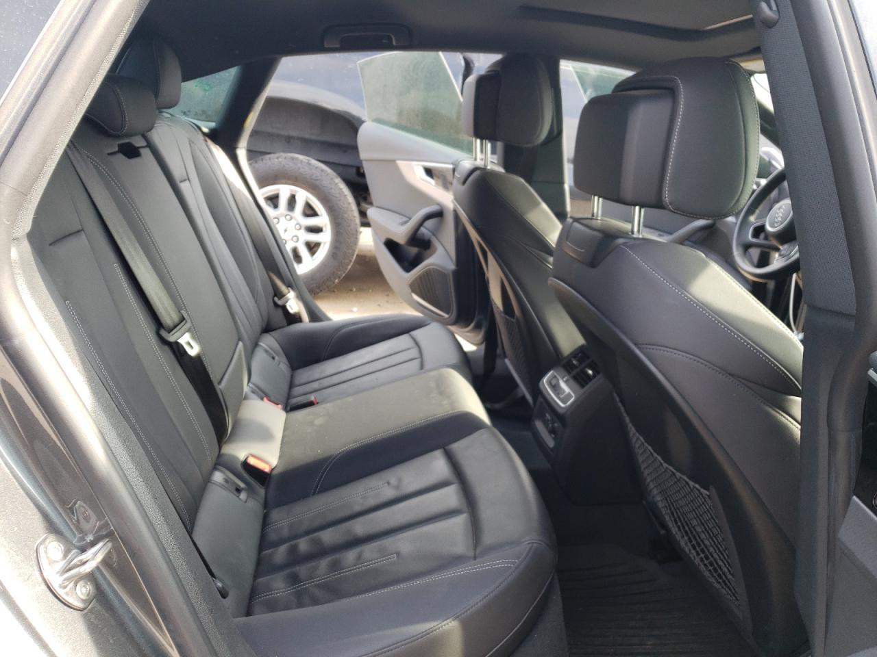 2022 Audi A5 VIN WAUFACF56NA027259 photo 10