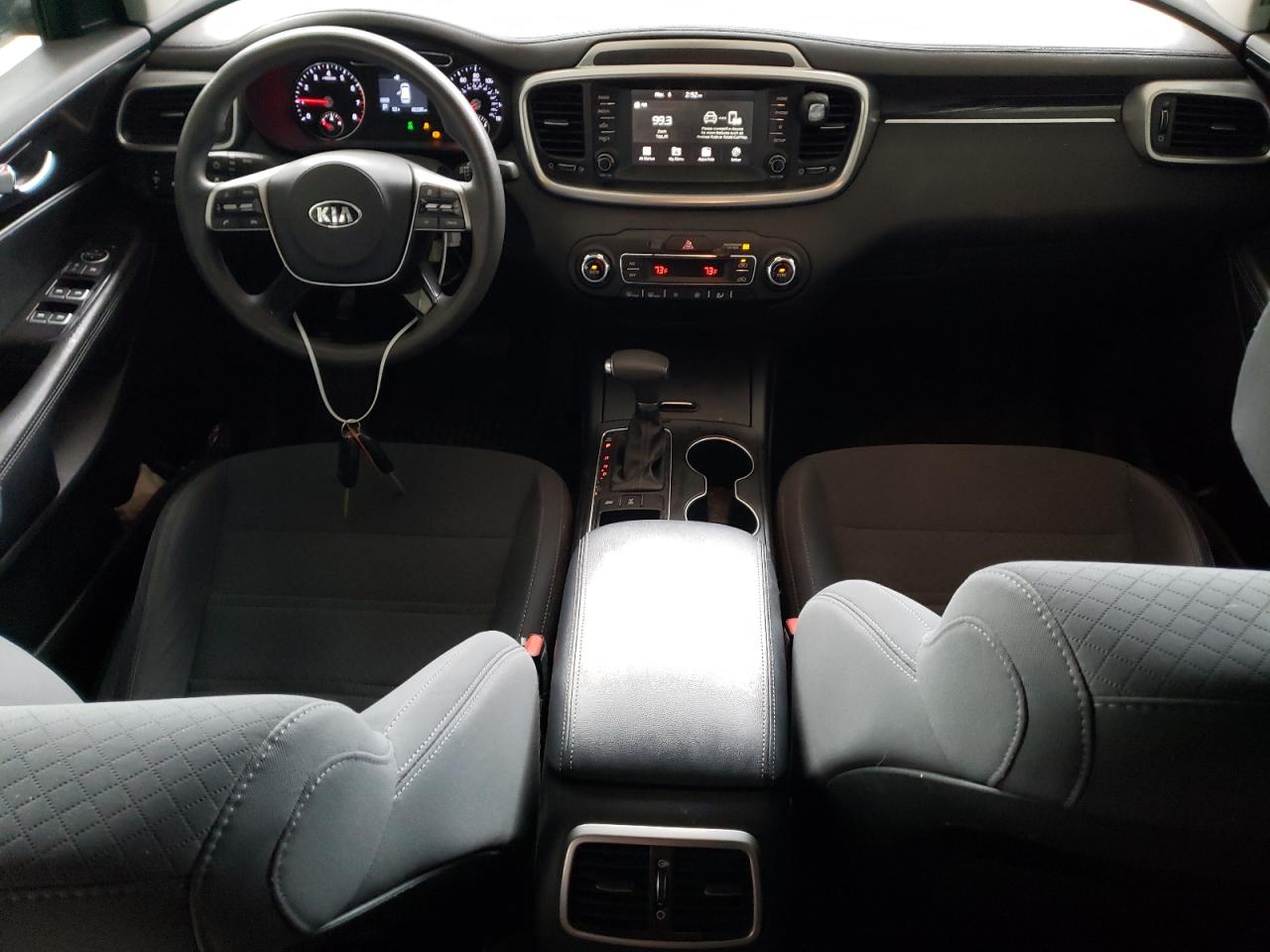 2019 Kia Sorento VIN 5XYPGDA50KG521020 photo 8