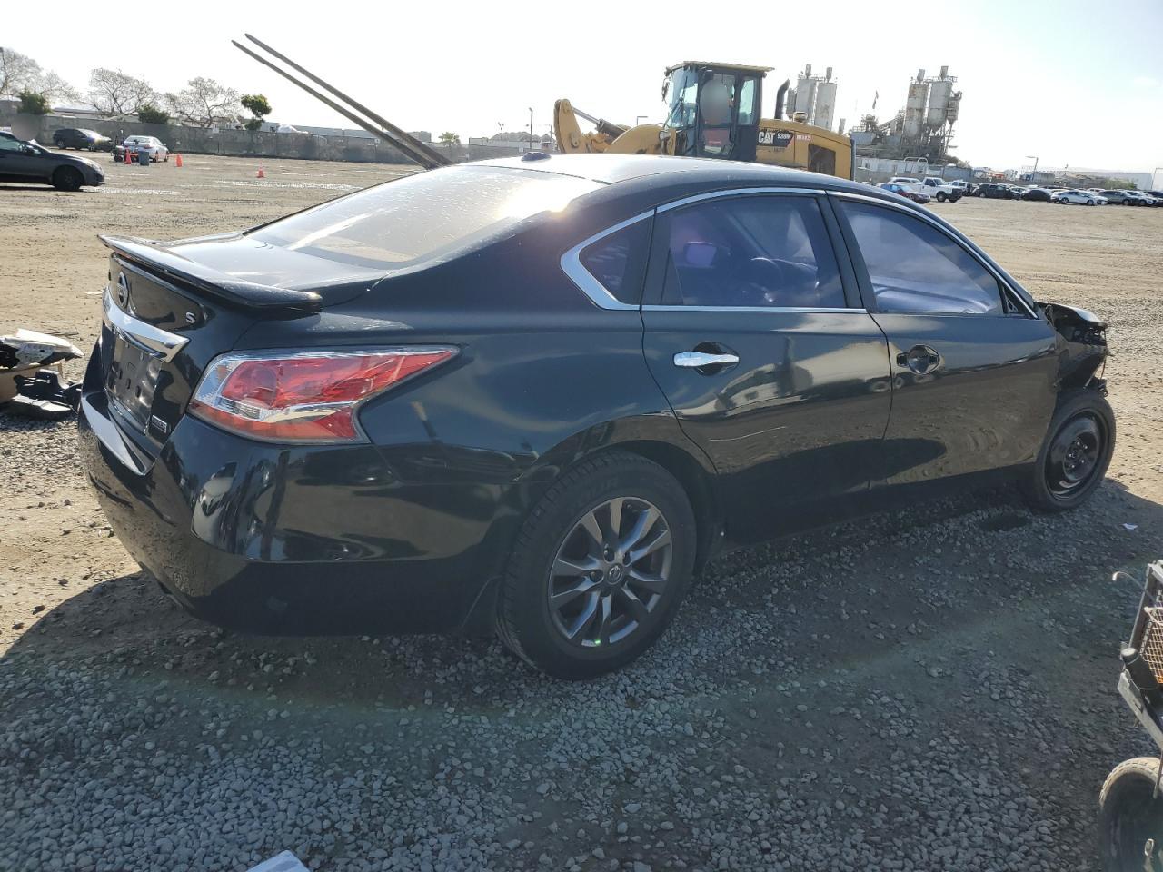 2015 Niss Altima VIN 1N4AL3AP0FC489232 photo 3