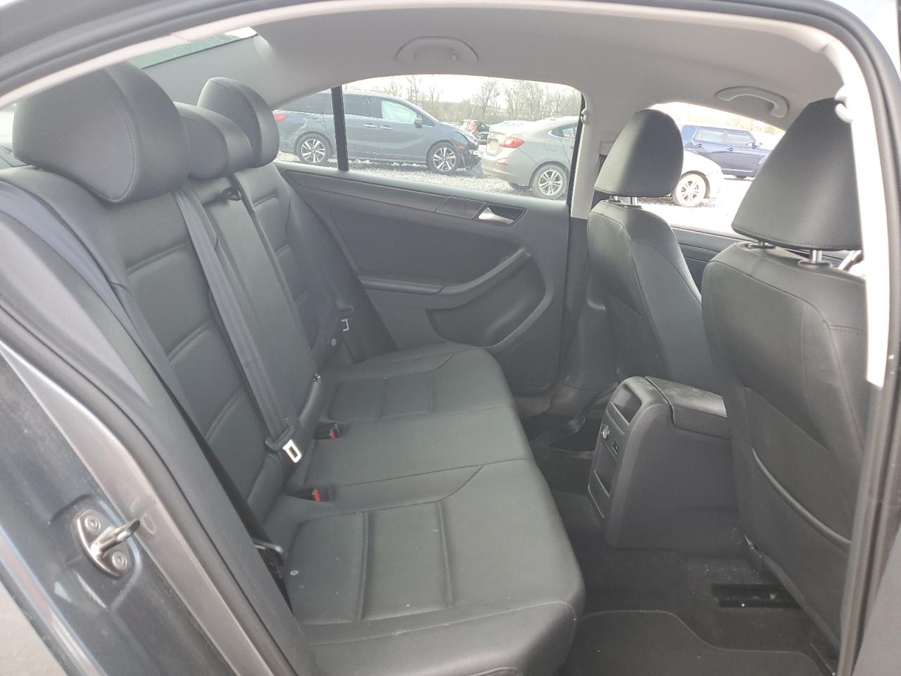 2012 Volkswagen Jetta VIN 3VWDP7AJ7CM132460 photo 10