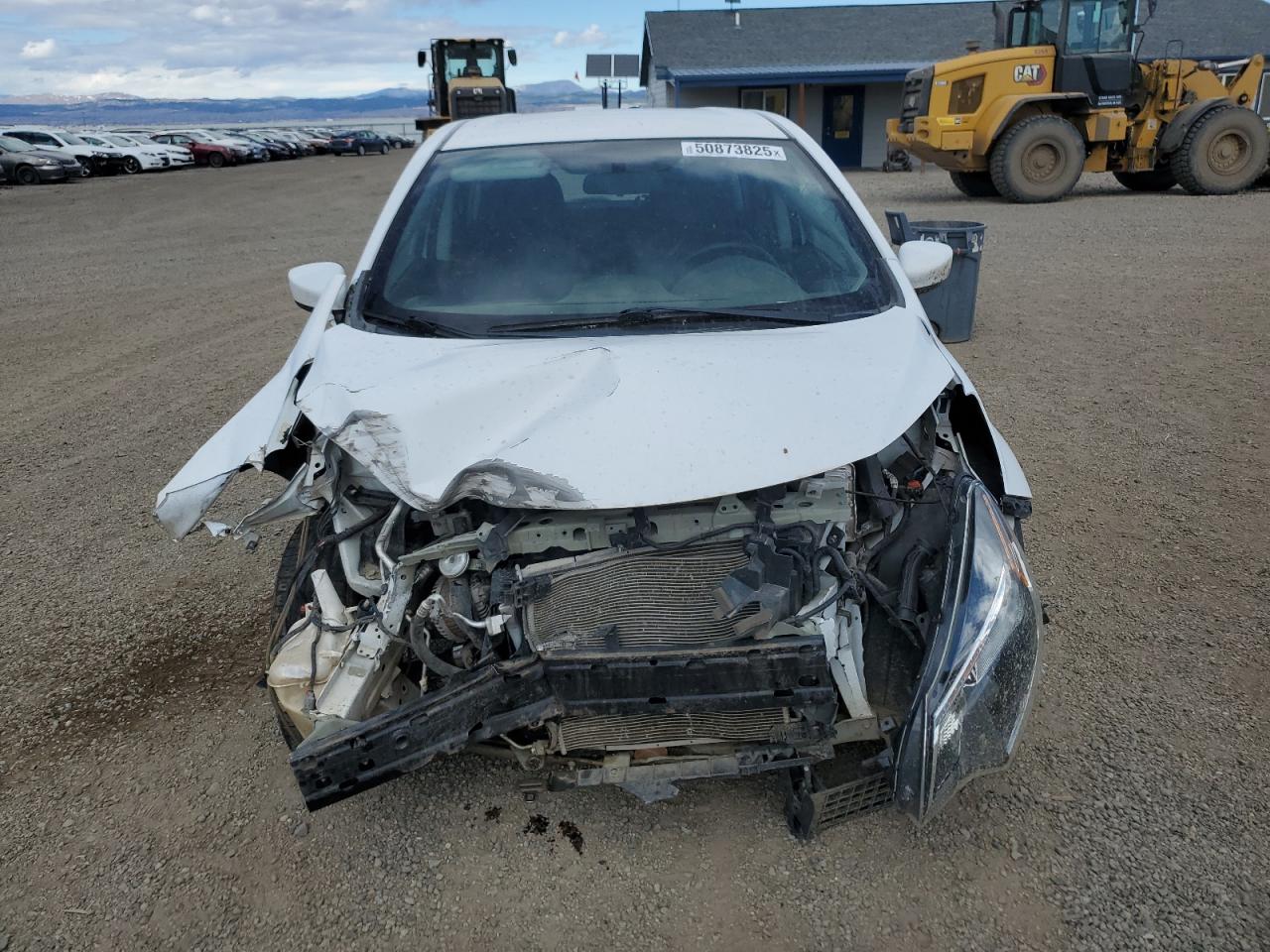 2019 NISSAN Versa note VIN 3N1CE2CP9KL363120 photo 5