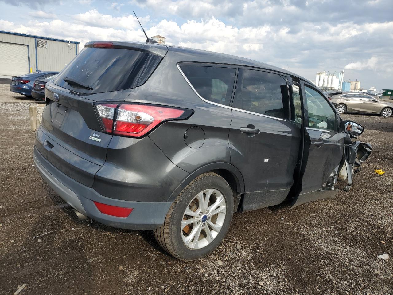 2017 Escape VIN 1FMCU0GD3HUD06233 photo 3