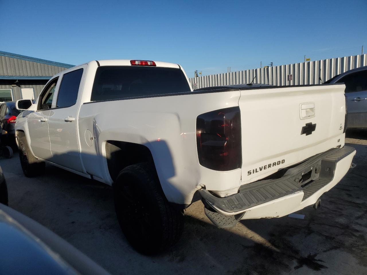 2018 Chevrolet All models VIN 1GCUKNEC7JF208824 photo 2