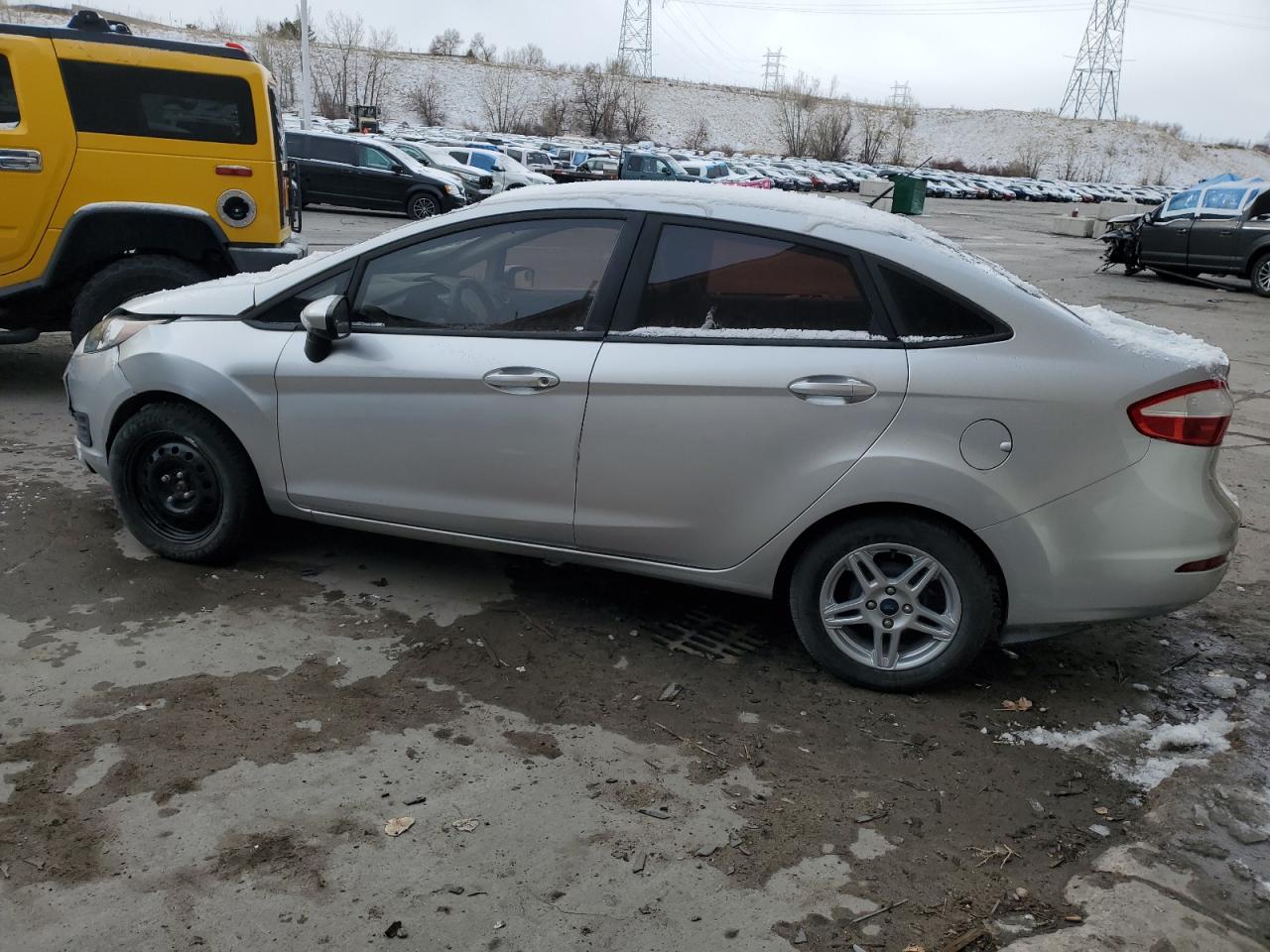 2018 Ford Fiesta VIN 3FADP4BJ1JM110697 photo 2
