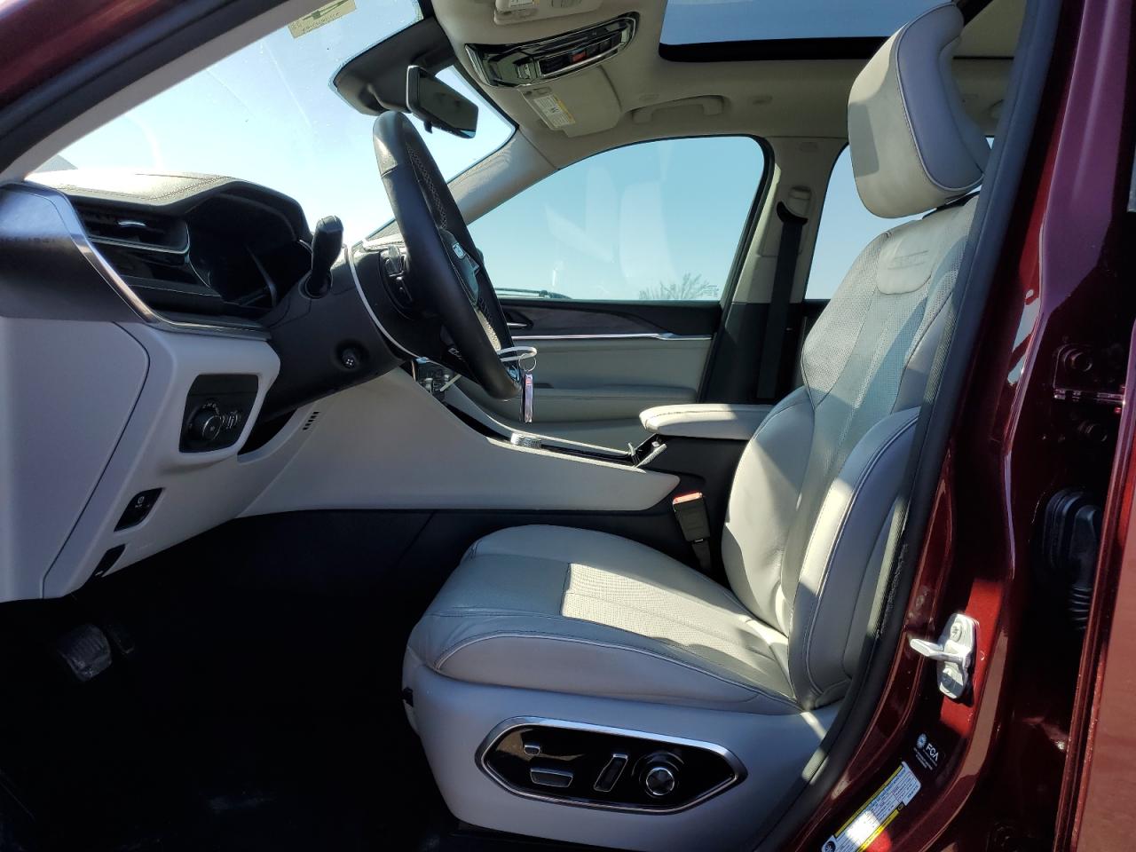 2022 Jeep Grand cher VIN 1C4RJHDT9N8597312 photo 7