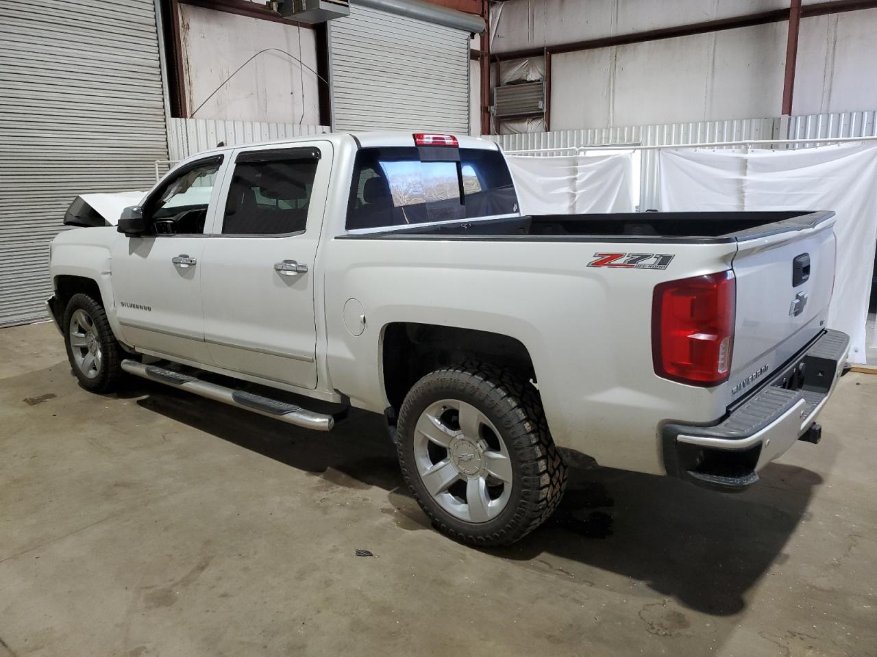 2017 Chevrolet All models VIN 3GCUKSEC1HG415961 photo 2