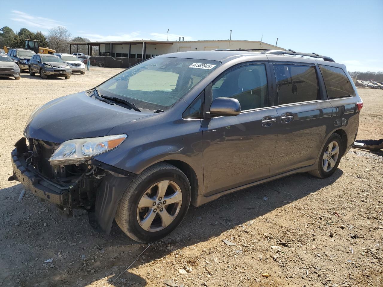 2018 Toyota Sienna le VIN 5TDKZ3DC1JS929696 photo 1