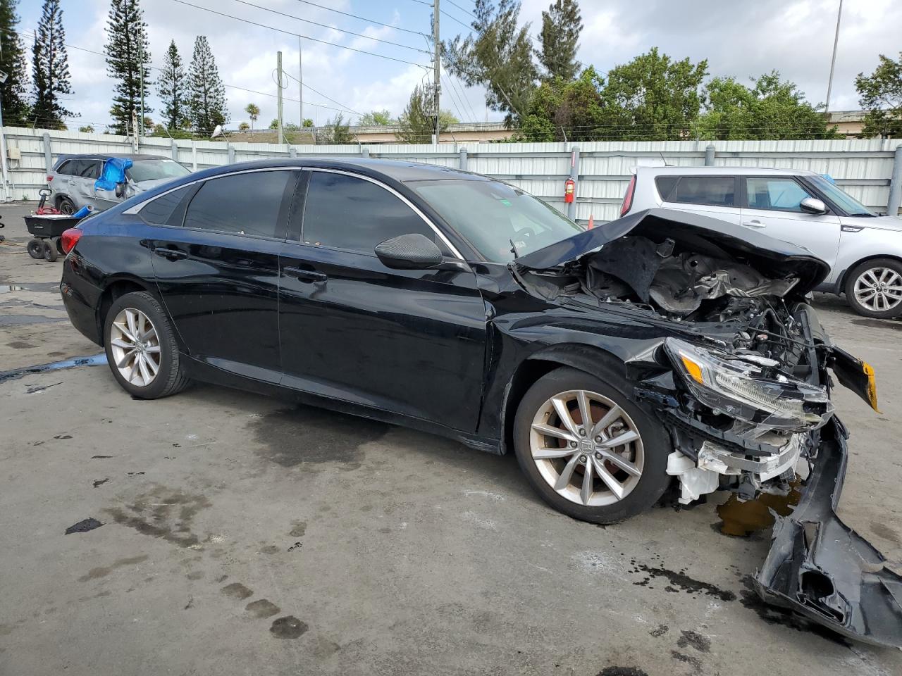 2022 Honda Accord VIN 1HGCV1F16NA043314 photo 4