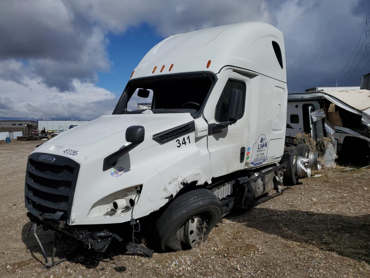 2024 FREIGHTLINER All other VIN 3AKJHHDR6RSUY3099 photo 2