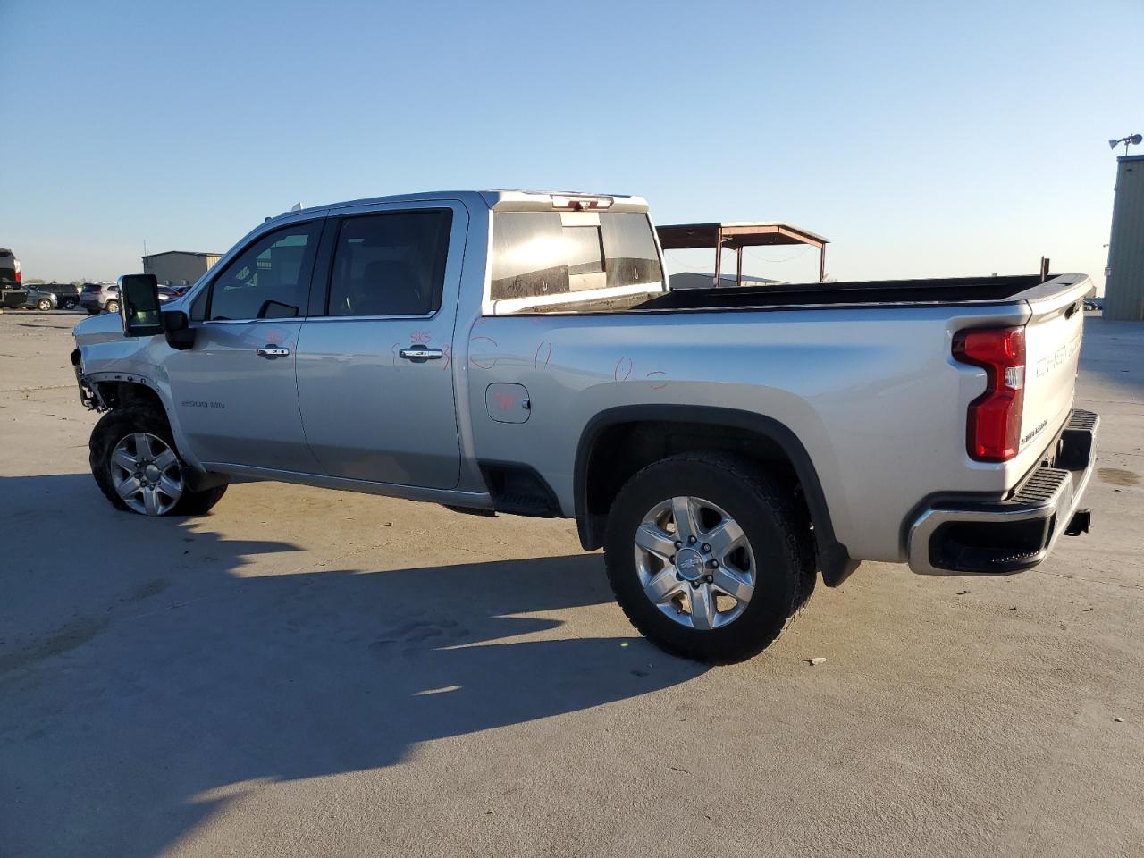 2020 Chevrolet All models VIN 1GC4YPEY6LF195282 photo 2