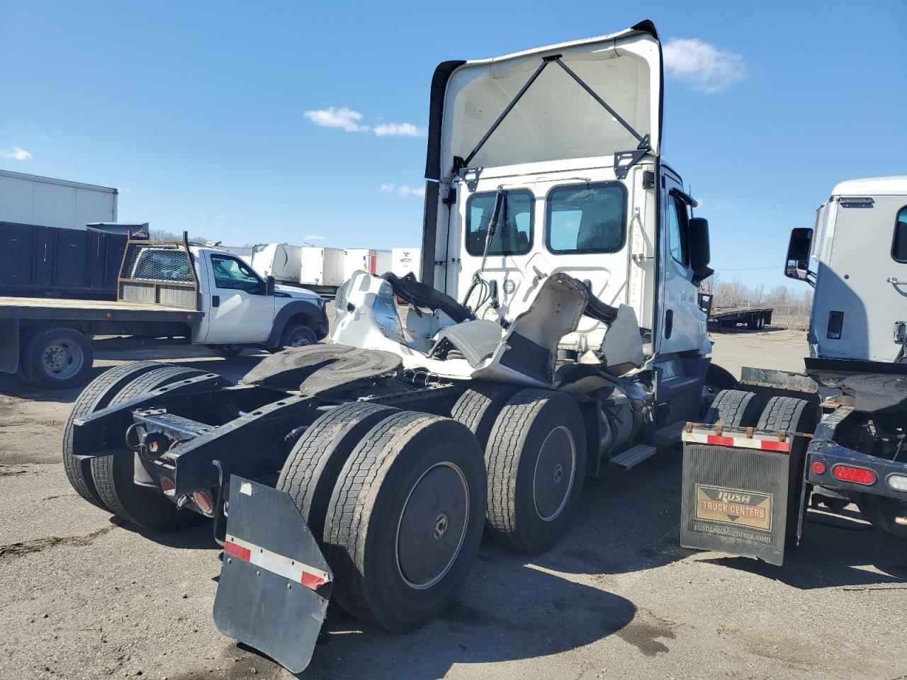 2024 FREIGHTLINER All other VIN 3AKJHLDV4RSUY3201 photo 4