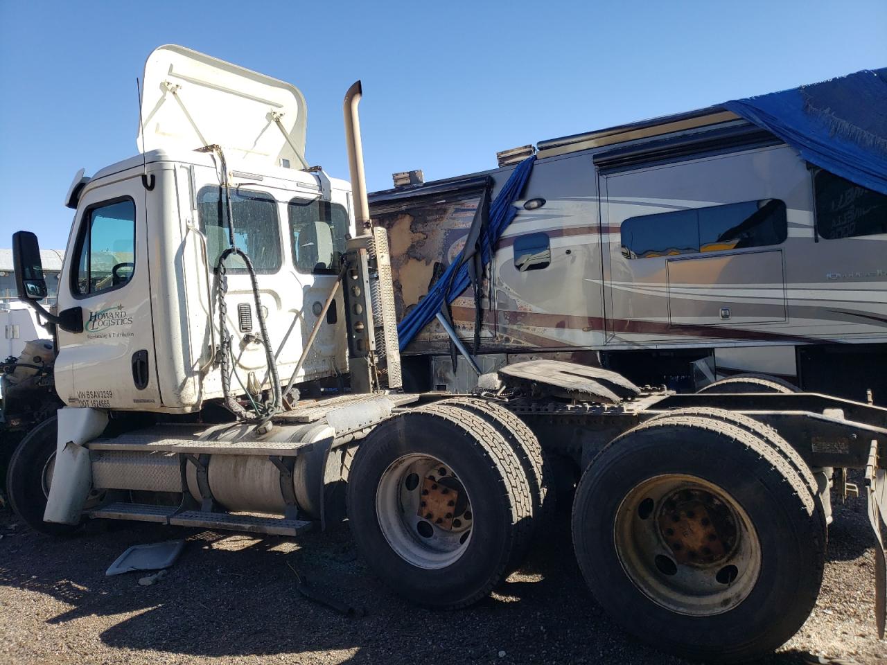 2011 FREIGHTLINER All other VIN 1FUJGEDR6BSAV3259 photo 3