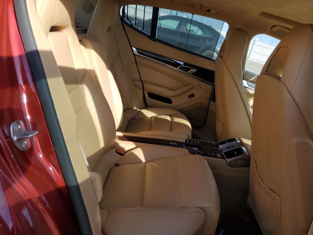 2013 Porsche Panamera VIN WP0AC2A71DL090430 photo 10