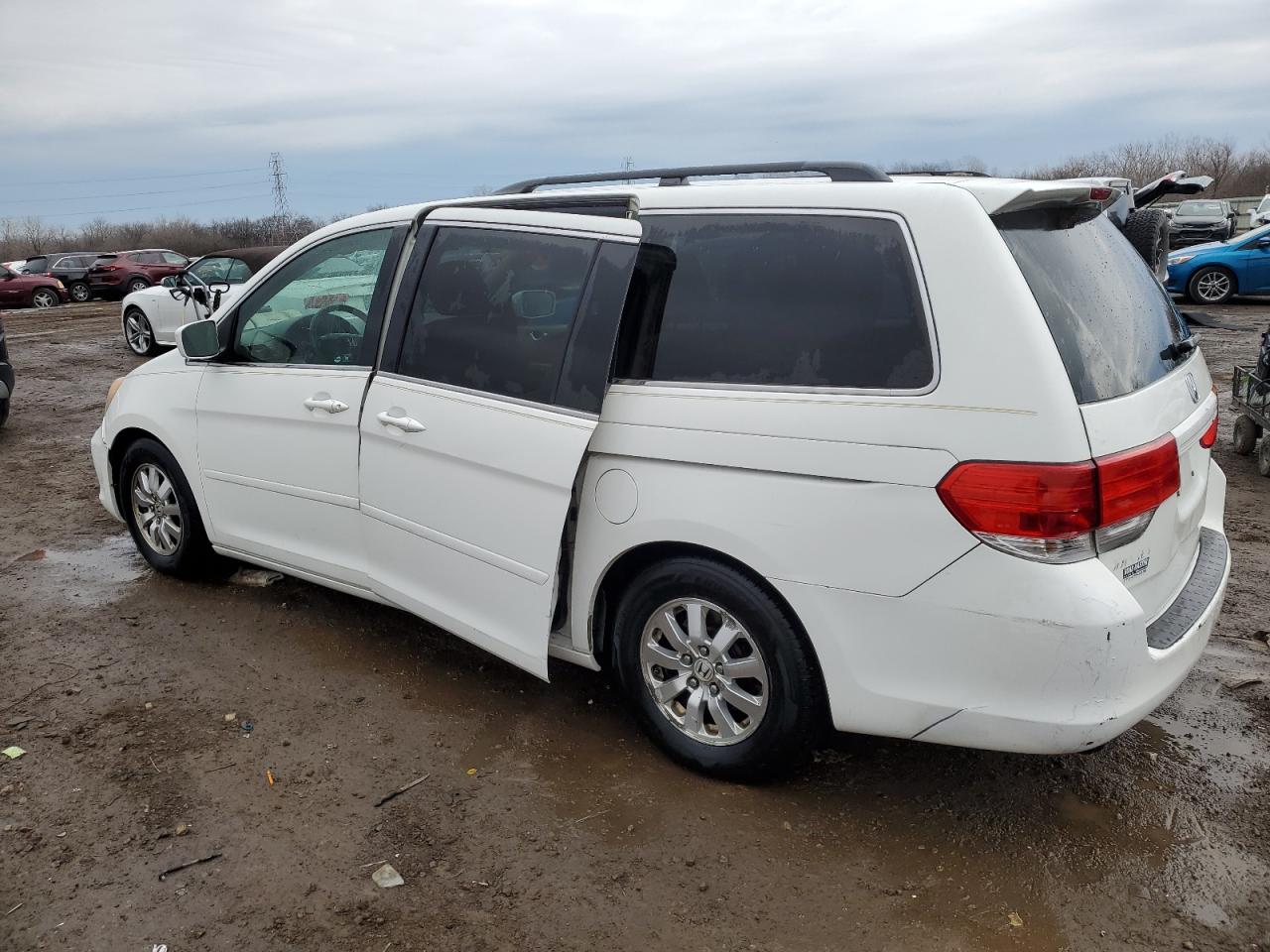 2008 Honda All models VIN 5FNRL38748B087089 photo 2
