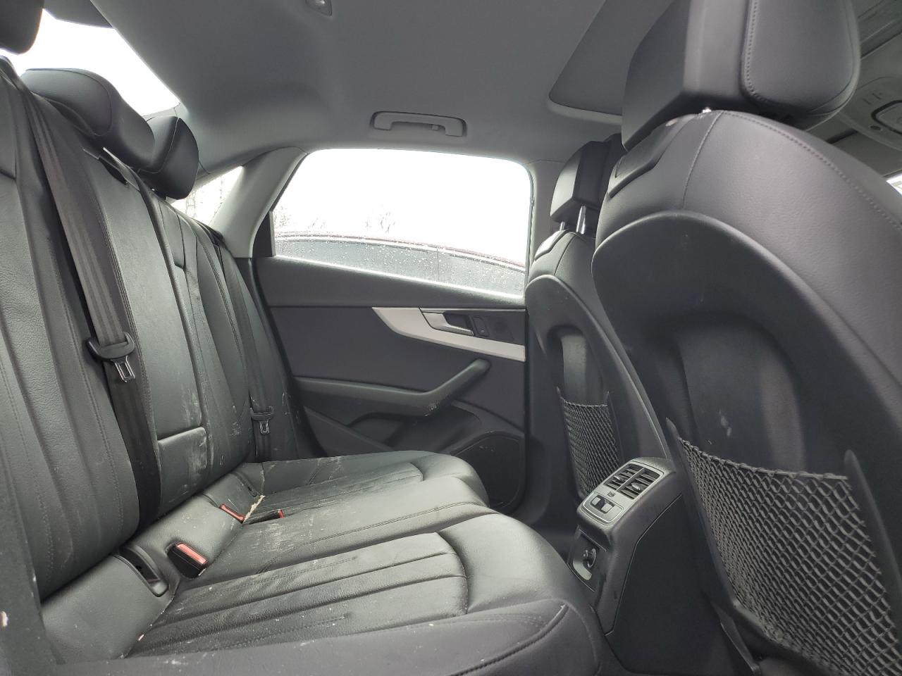 2018 Audi A4 VIN WAUBNAF44JA183552 photo 10