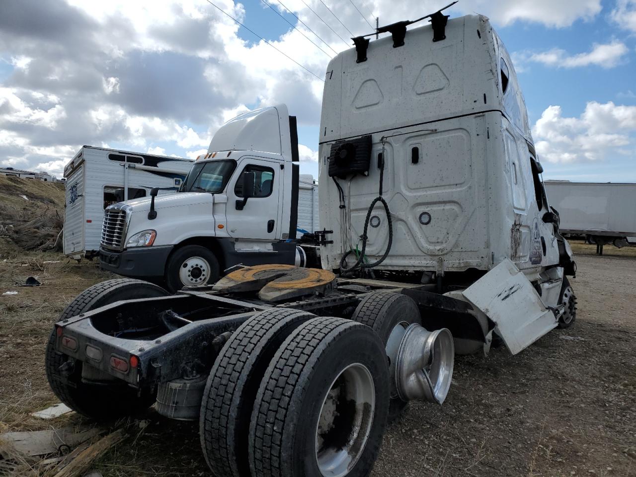 2024 FREIGHTLINER All other VIN 3AKJHHDR6RSUY3099 photo 4