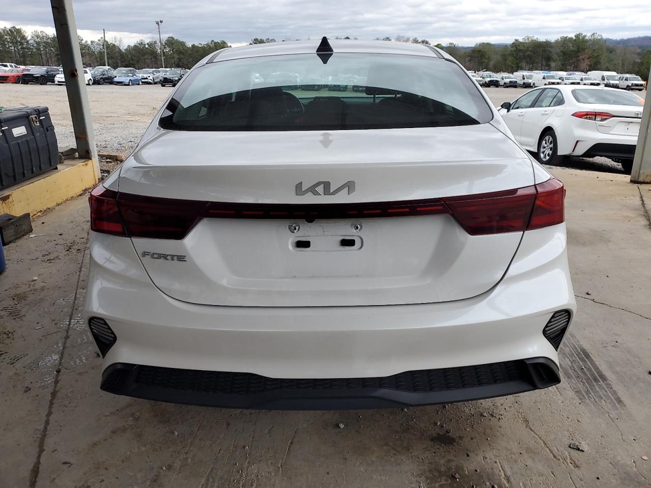 2023 Kia Forte VIN 3KPF24AD0PE566416 photo 6