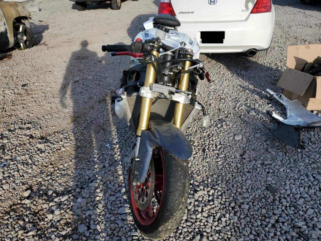 2024 Suzuki Gsxr750 VIN JS1GR7MA6R7101333 photo 2