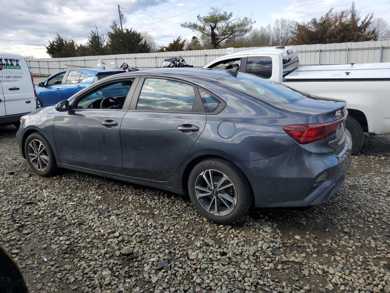 2023 KIA Forte VIN 3KPF24AD2PE604910 photo 2