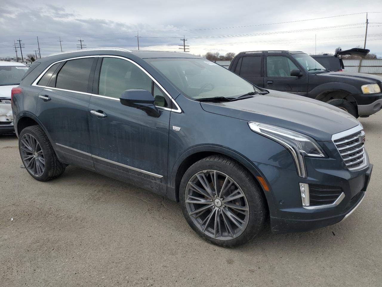 2019 Cadillac Xt5 VIN 1GYKNGRS8KZ183292 photo 4