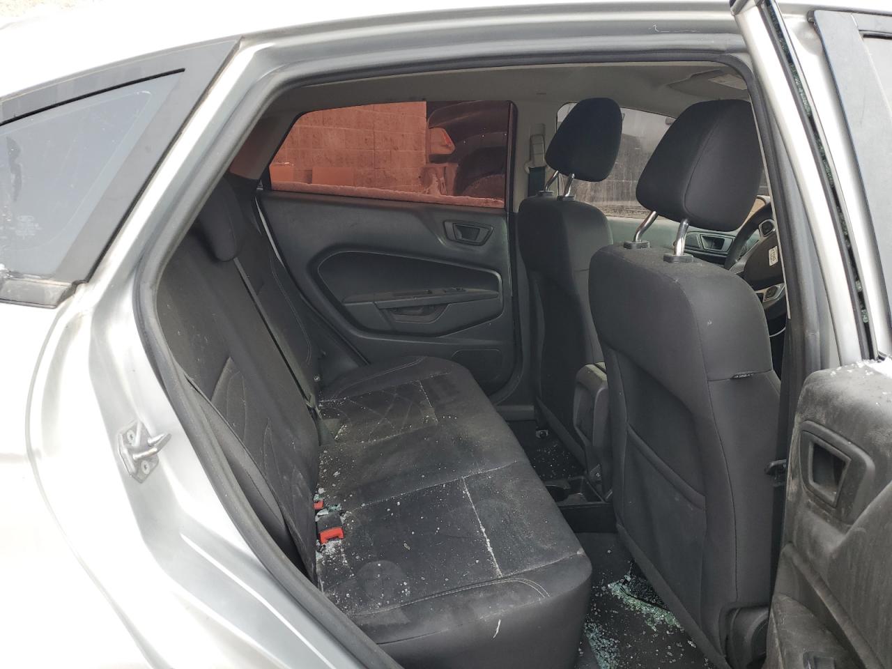 2018 Ford Fiesta VIN 3FADP4BJ1JM110697 photo 10