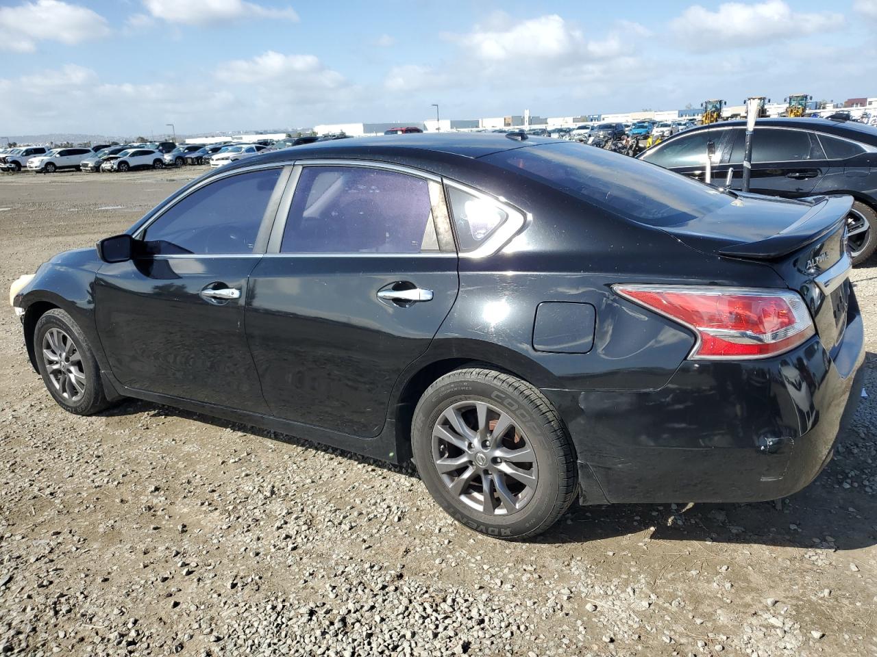 2015 Niss Altima VIN 1N4AL3AP0FC489232 photo 2