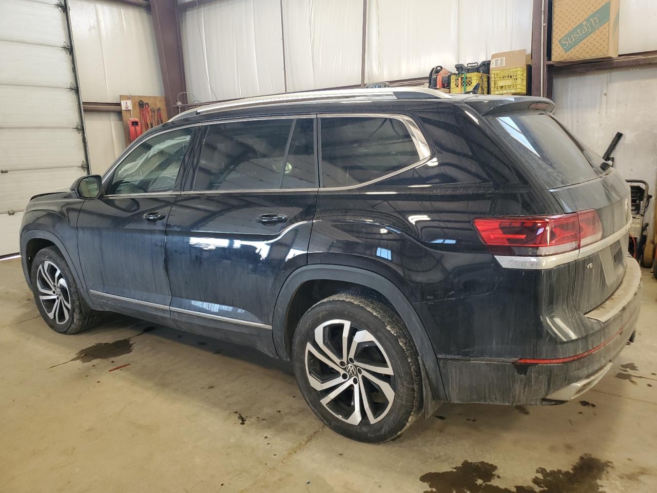 2023 VOLKSWAGEN Atlas VIN 1V2BR2CAXPC506134 photo 2