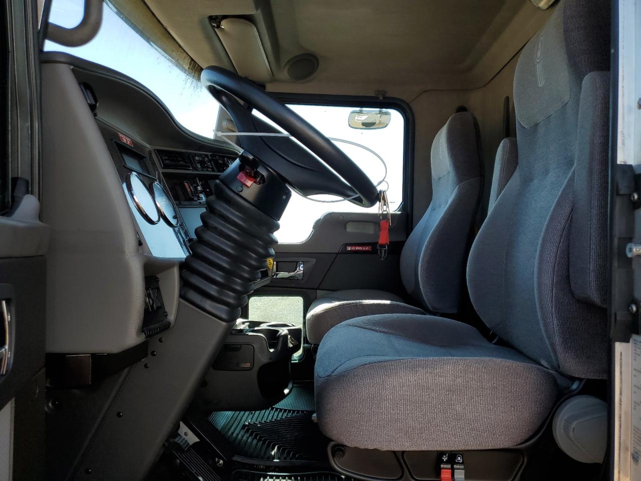 2017 KENWORTH All other VIN 2NKHHM6X9HM172600 photo 7