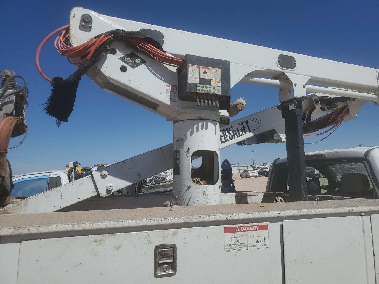 2019 Ford F550 VIN 1FDUF5HY1KDA06081 photo 6