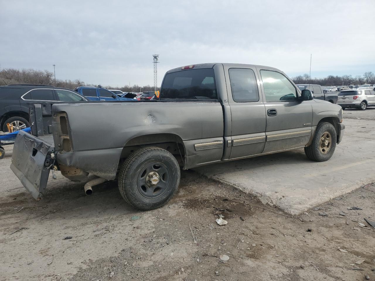 2002 Chevrolet All models VIN 2GCEC19V321115278 photo 3