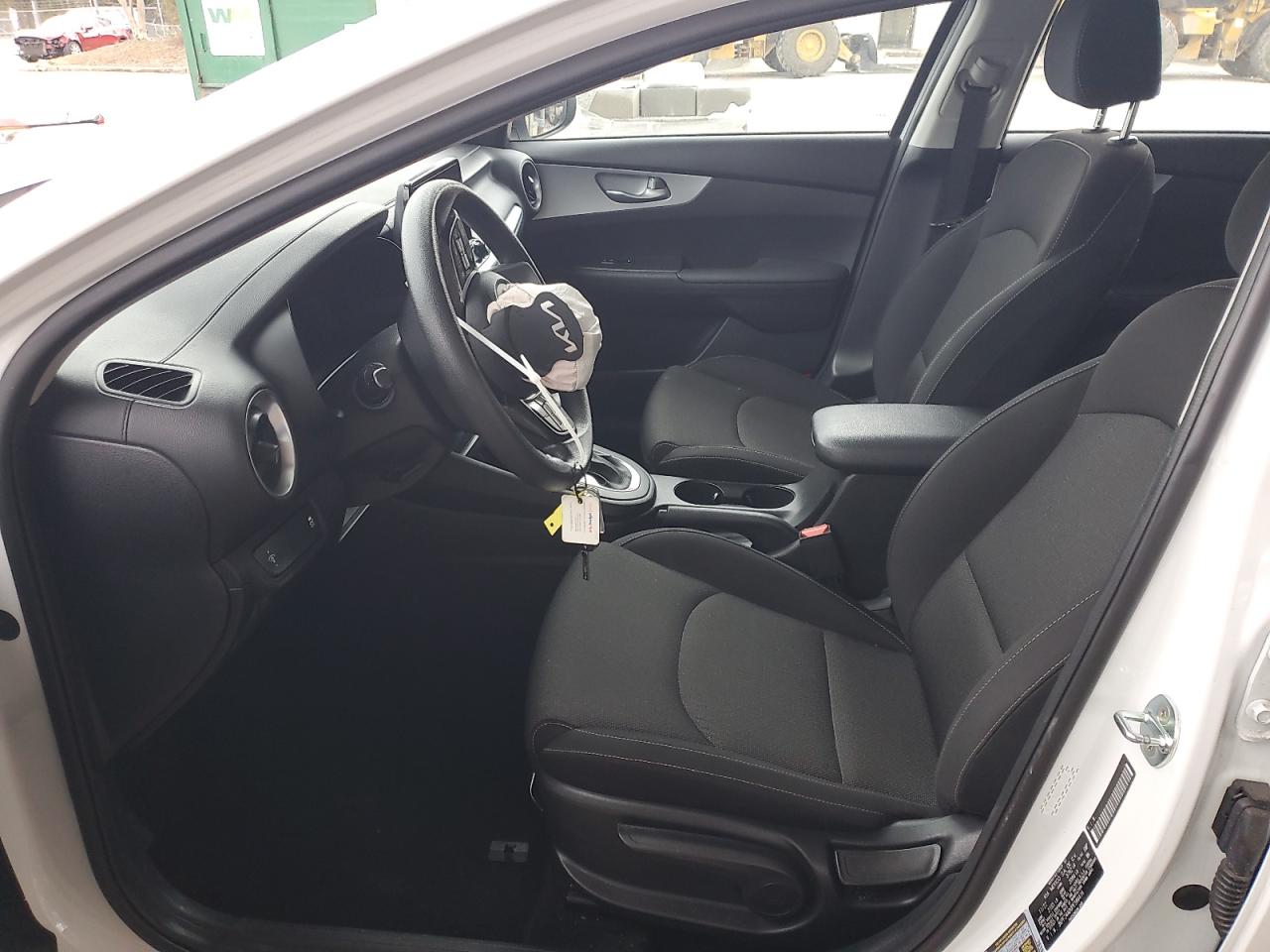 2023 Kia Forte VIN 3KPF24AD0PE566416 photo 7