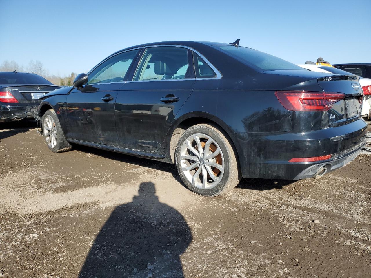 2018 Audi A4 VIN WAUBNAF44JA183552 photo 2