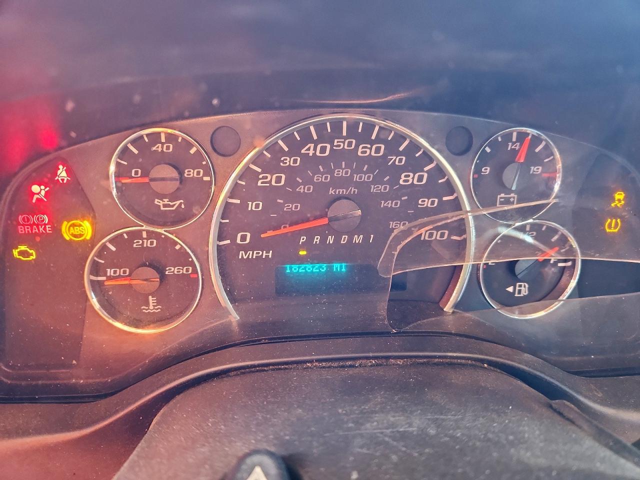 2018 CHEV Express VIN 1GCWGAFB7J1345722 photo 9