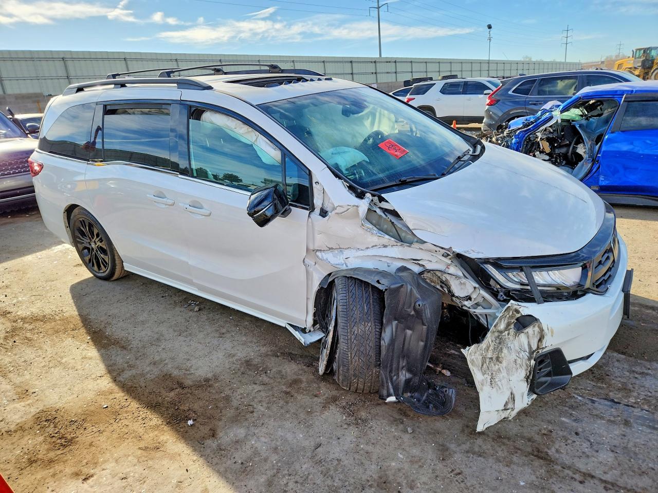 2026 Honda Odyssey VIN 5FNRL6H73TB002138 photo 4