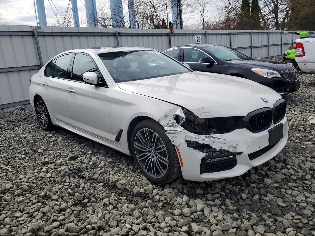 2017 BMW 5 series VIN WBAJE7C30HG888317 photo 4