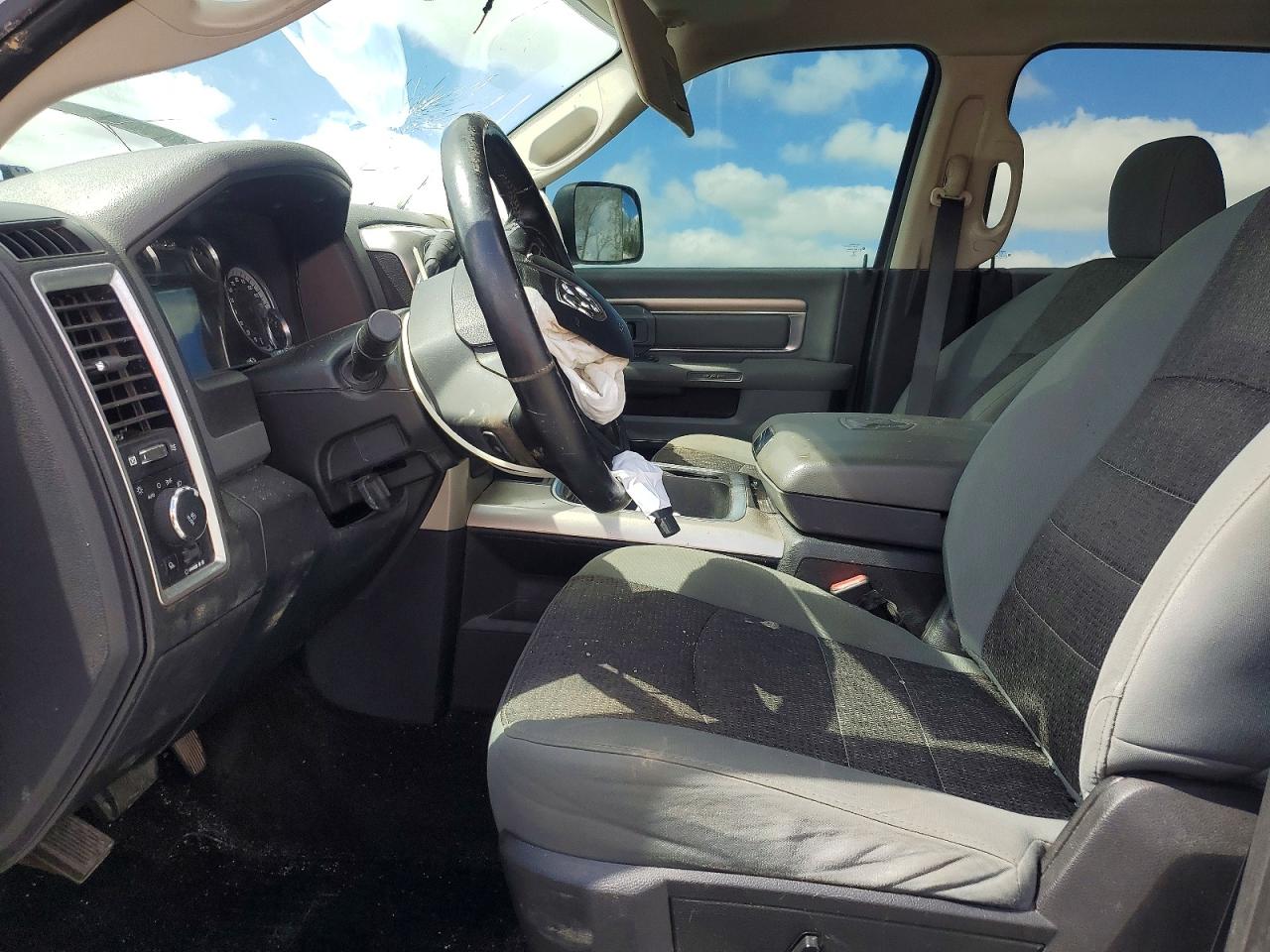 2017 Ram 2500 VIN 3C6UR5DJ6HG741050 photo 7