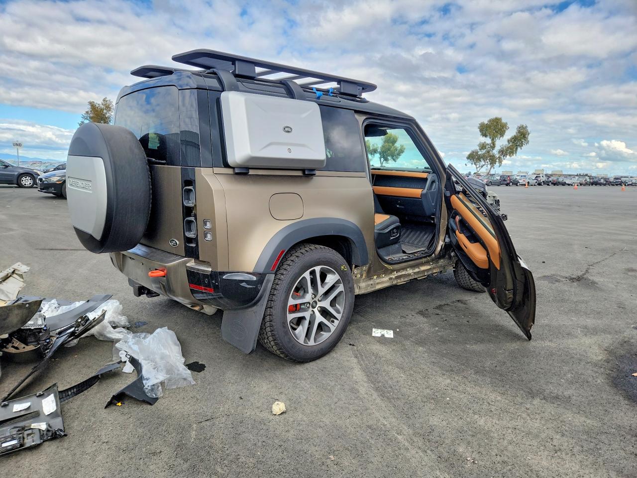 2021 LANDAU Defender VIN SALEX6RU0M2053617 photo 3