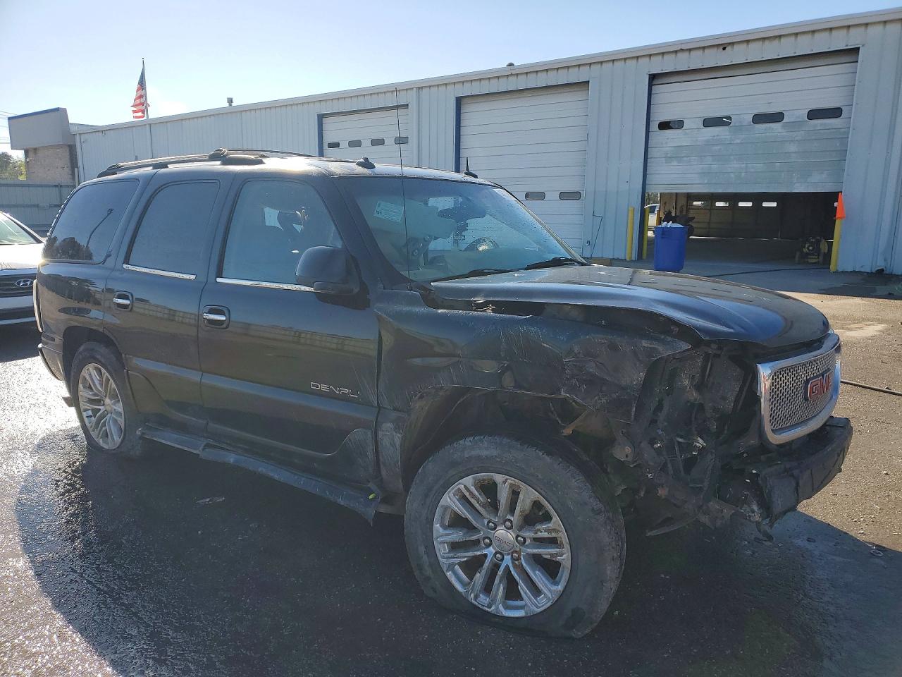 2003 GMC Yukon VIN 1GKEK63U93J289318 photo 4